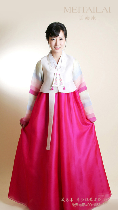 济南民族风酒店服装2