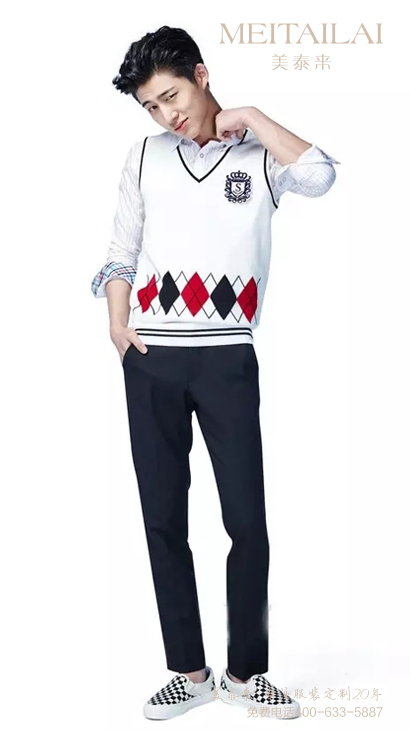 济南校服之中大学校校服7